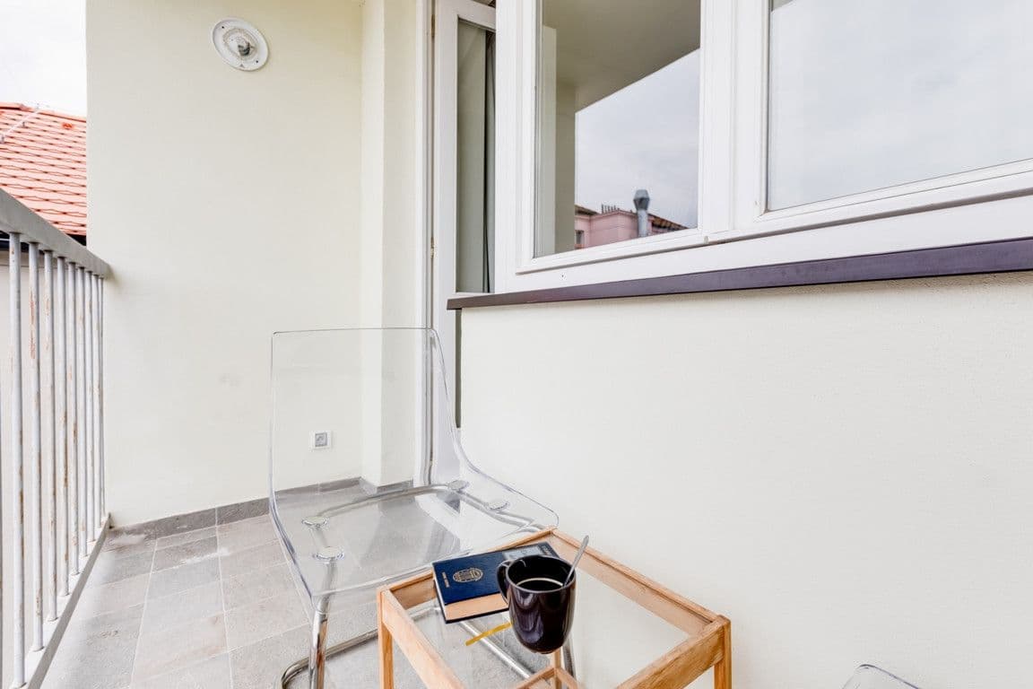 Pronájem bytu  55 m², Legerova, Praha, Praha