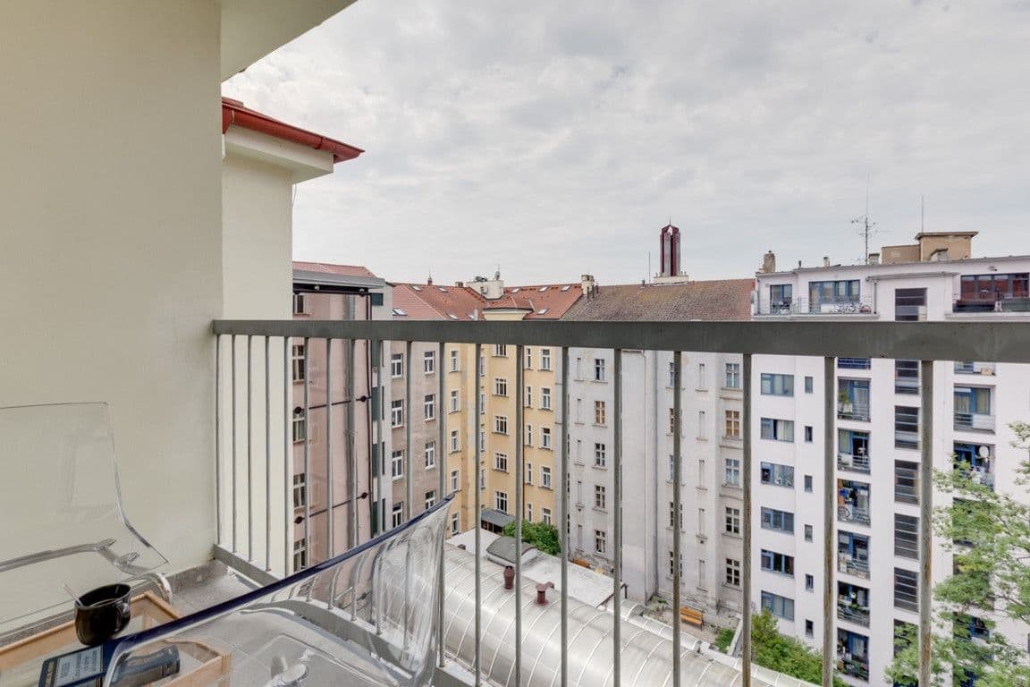 Pronájem bytu  55 m², Legerova, Praha, Praha