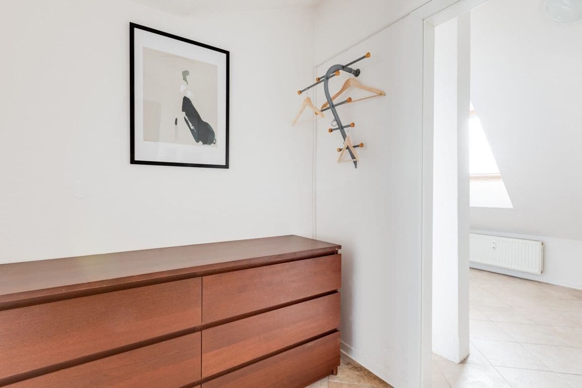 Pronájem bytu  55 m², V Tůních, Praha, Praha