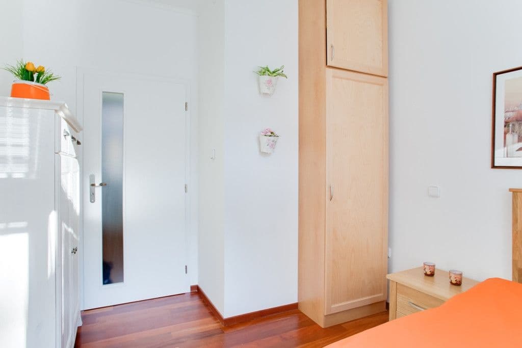 Pronájem bytu  70 m², Neklanova, Praha, Praha