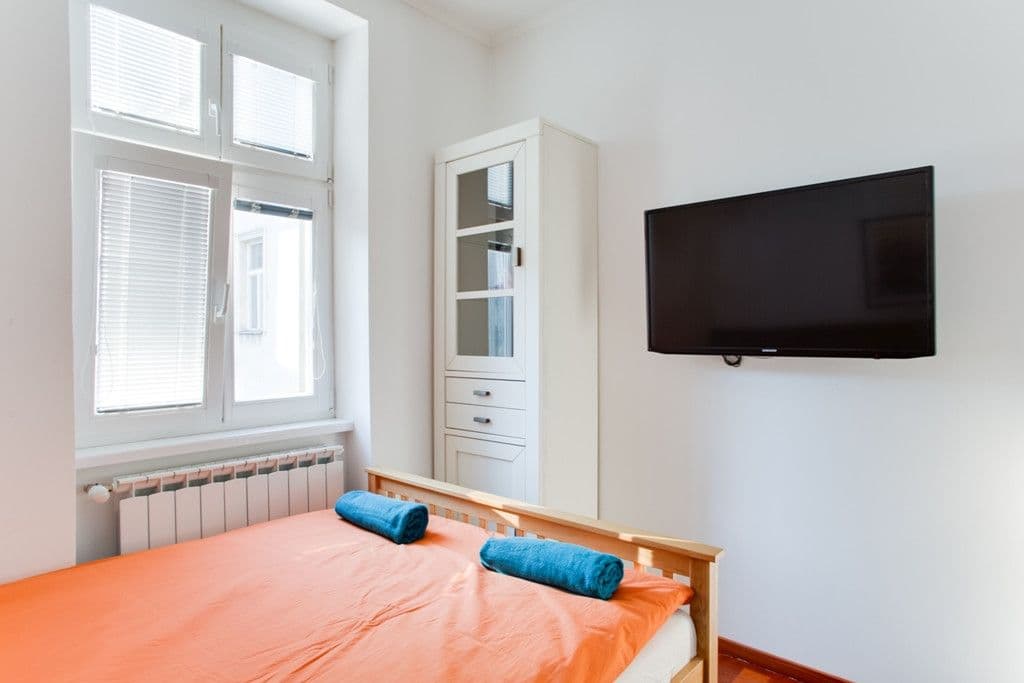 Pronájem bytu  70 m², Neklanova, Praha, Praha