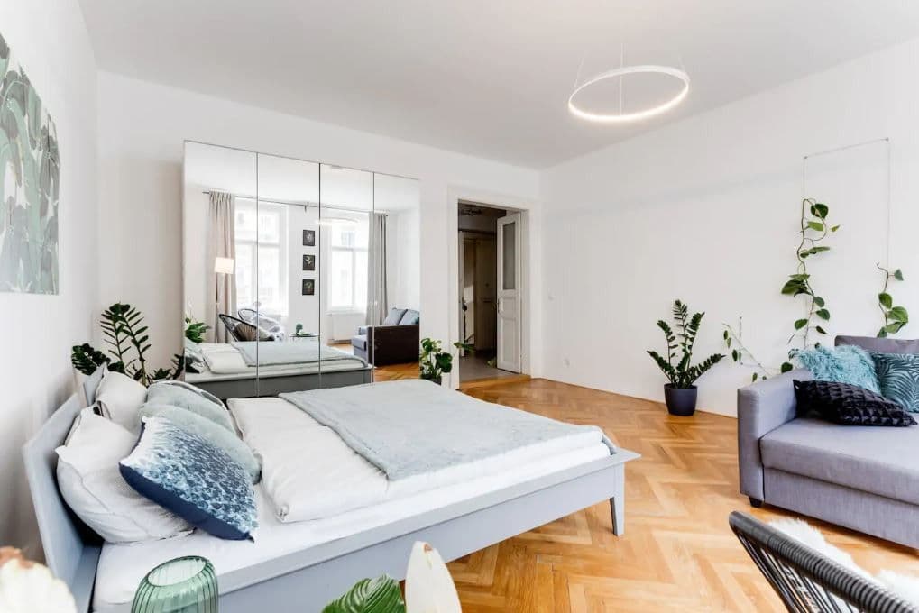 Pronájem bytu  60 m², Legerova, Praha, Praha