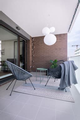 Pronájem bytu  82 m², Nekvasilova, Praha, Praha