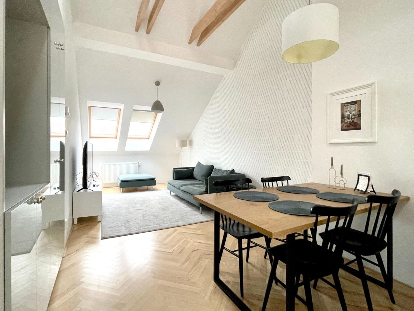 Pronájem bytu  93 m², Blanická, Praha, Praha