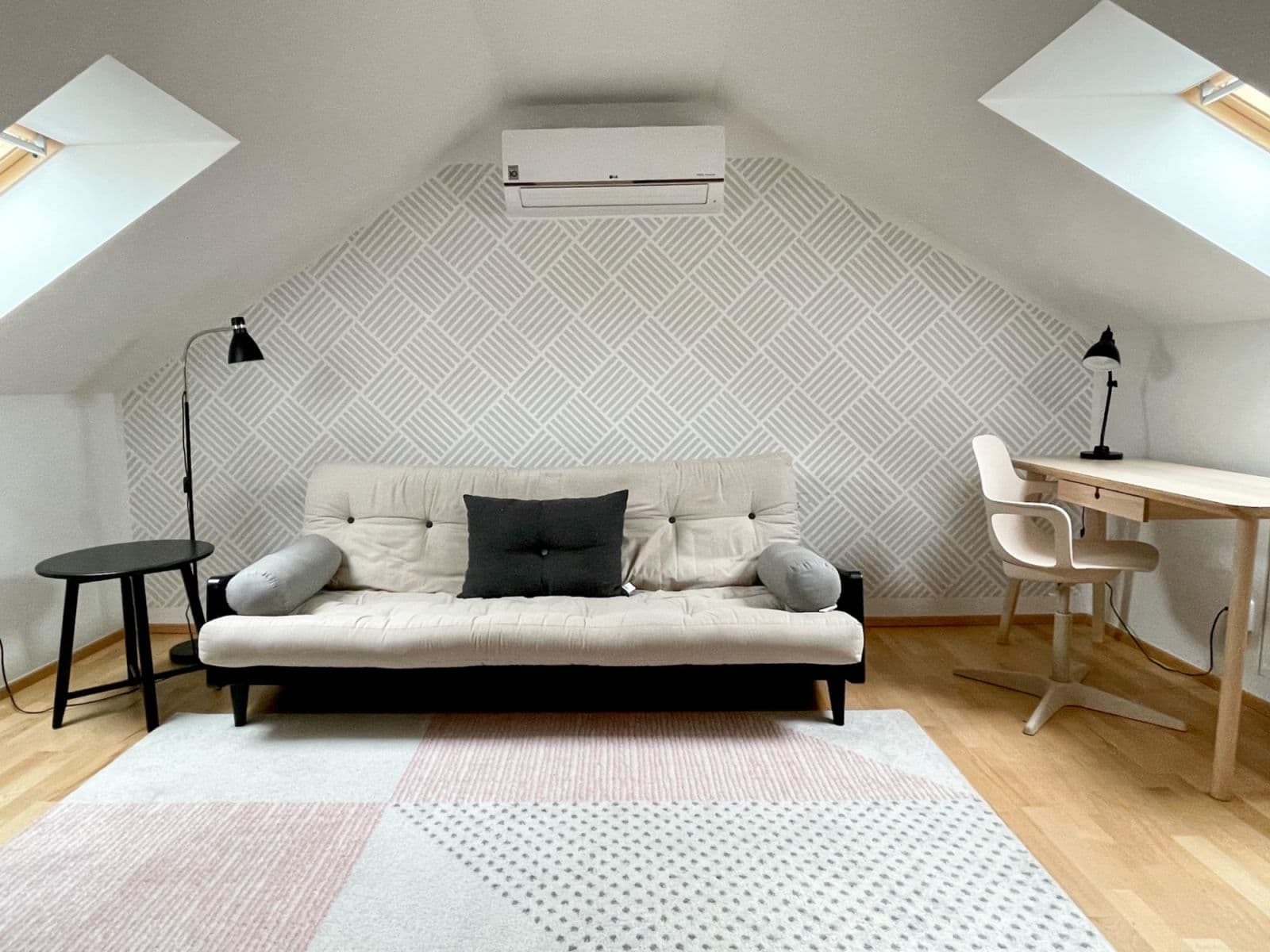 Pronájem bytu  93 m², Blanická, Praha, Praha