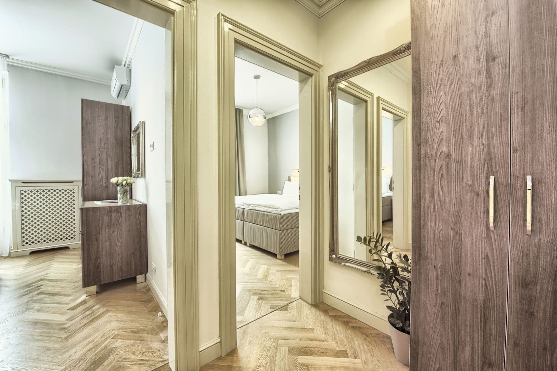 Pronájem bytu  100 m², U Milosrdných, Praha, Praha