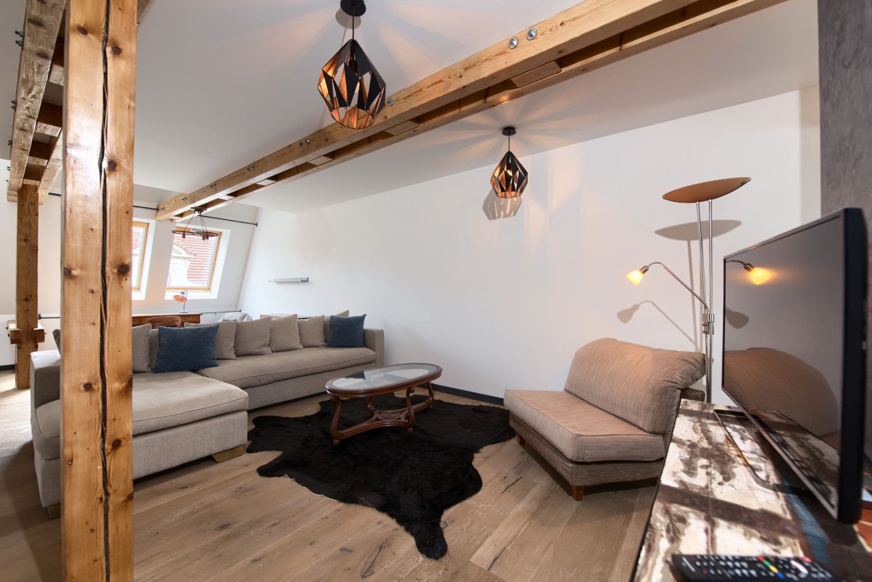 Pronájem bytu  125 m², V Kolkovně, Praha, Praha