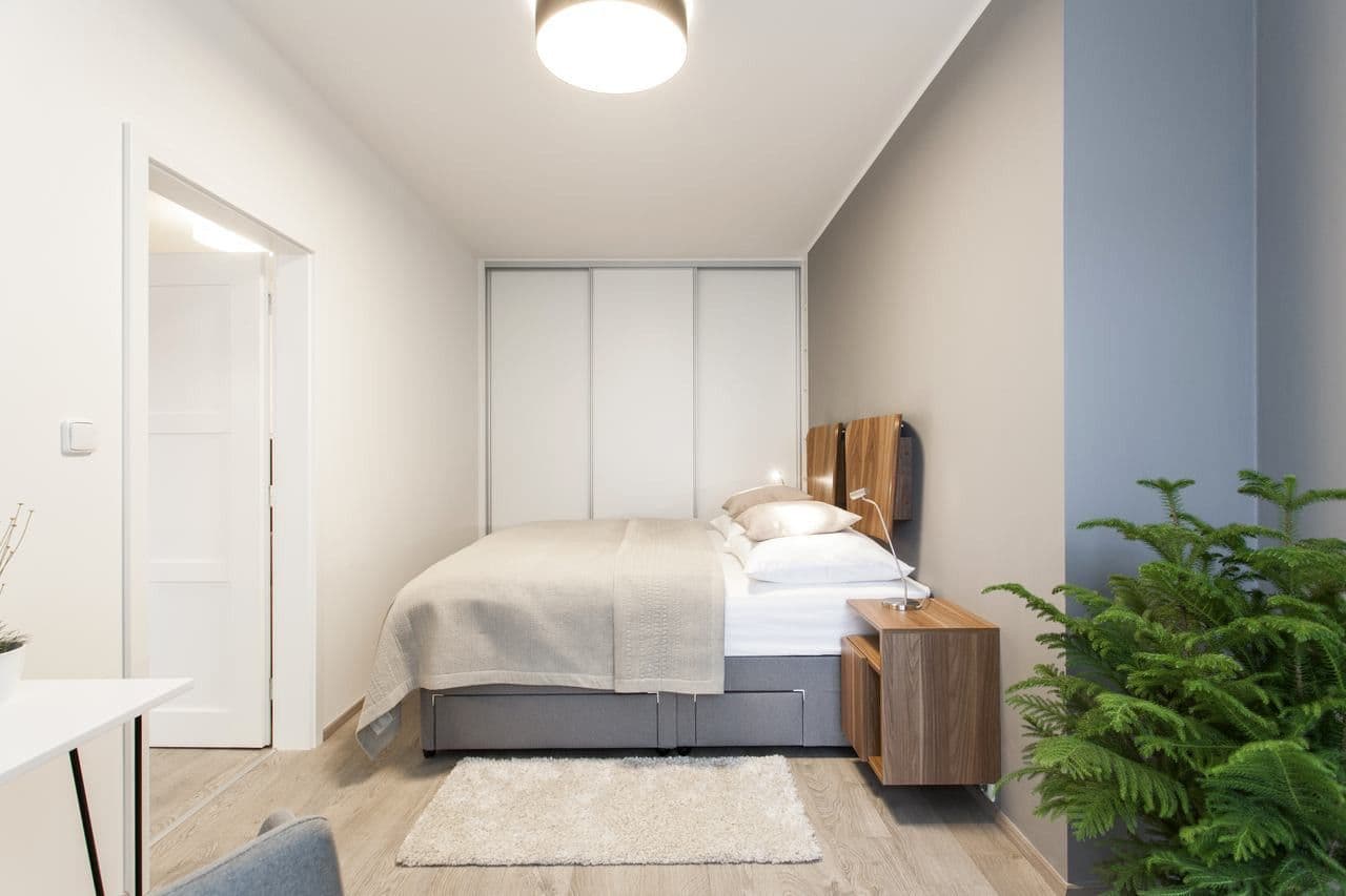 Pronájem bytu  53 m², Drahobejlova, Praha, Praha
