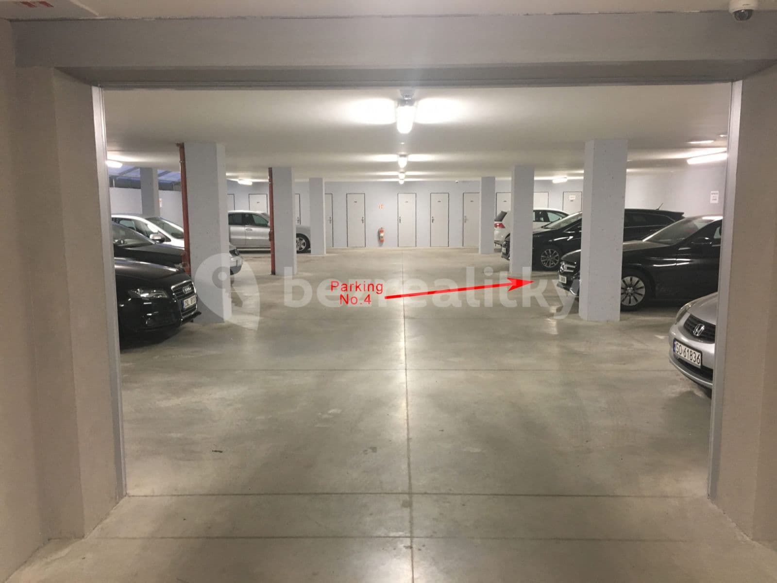 Pronájem bytu  53 m², Drahobejlova, Praha, Praha