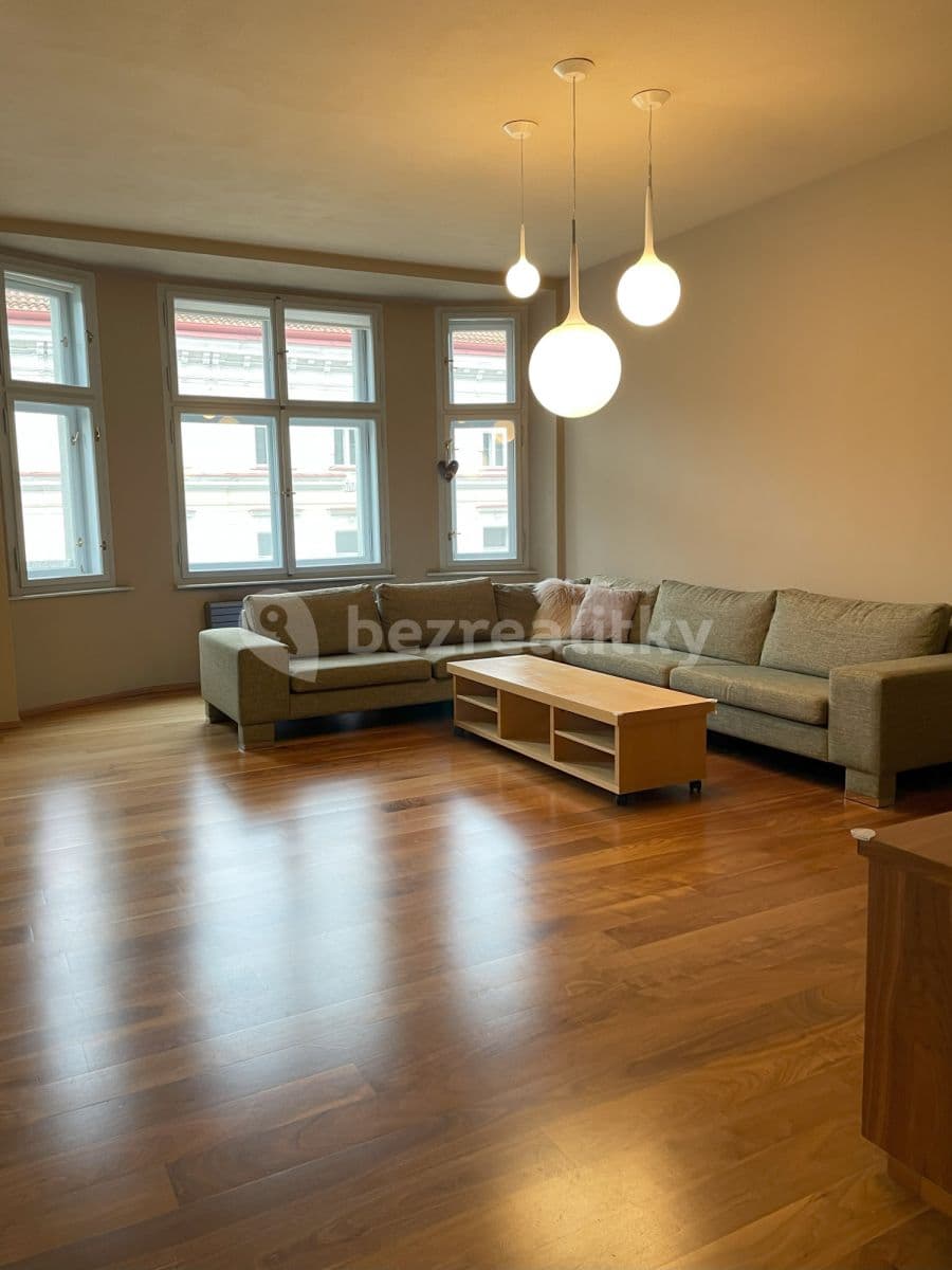 Pronájem bytu  95 m², Pod Slovany, Praha, Praha