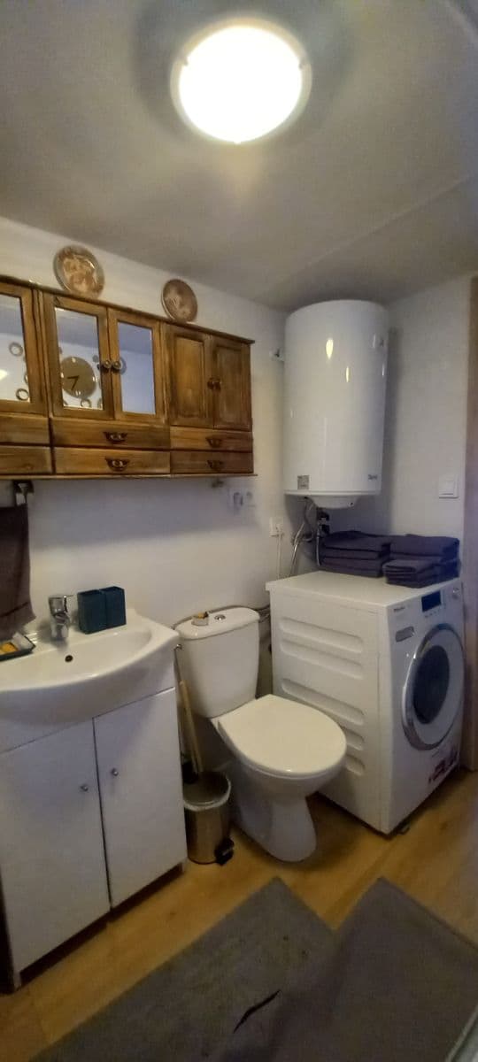 Pronájem bytu  75 m², Mezník, Litava, Banskobystrický kraj