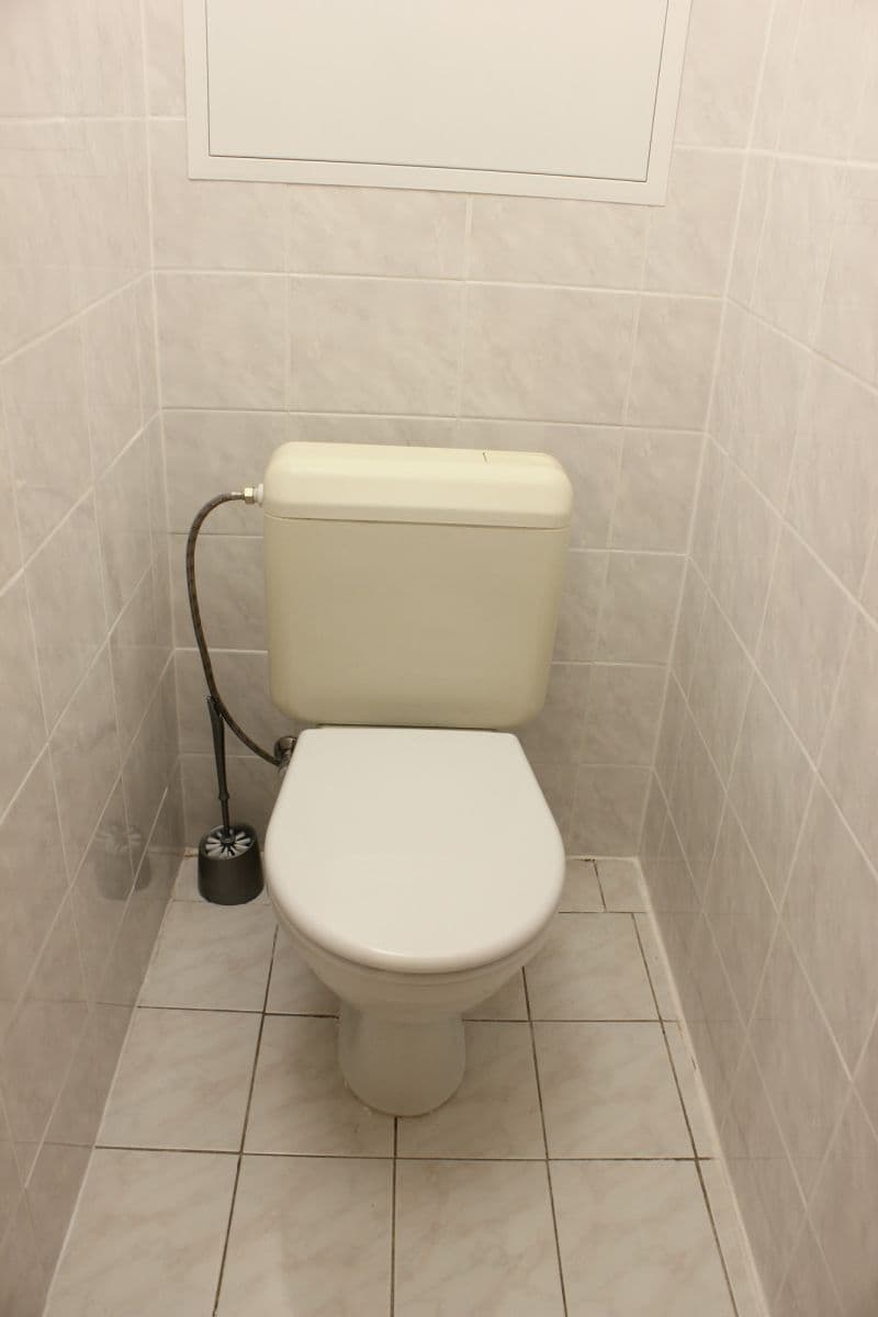 Pronájem bytu  52 m², Sabinovská, Ružinov, Bratislavský kraj