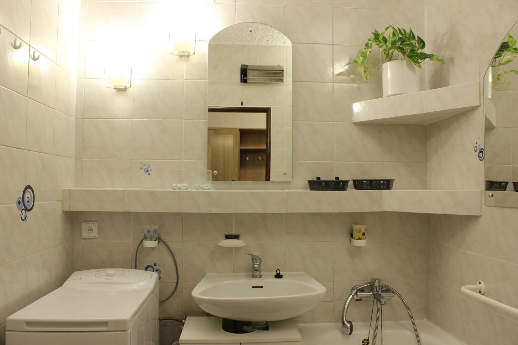 Pronájem bytu  52 m², Sabinovská, Ružinov, Bratislavský kraj