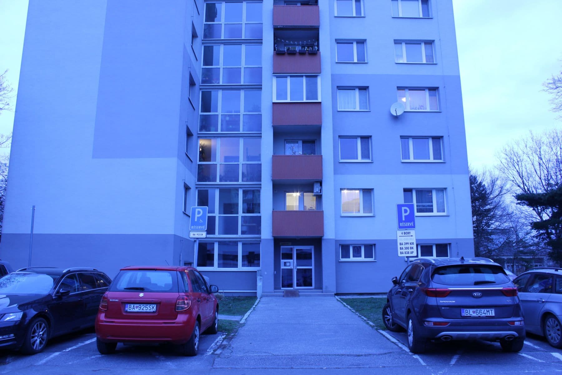 Pronájem bytu  52 m², Sabinovská, Ružinov, Bratislavský kraj