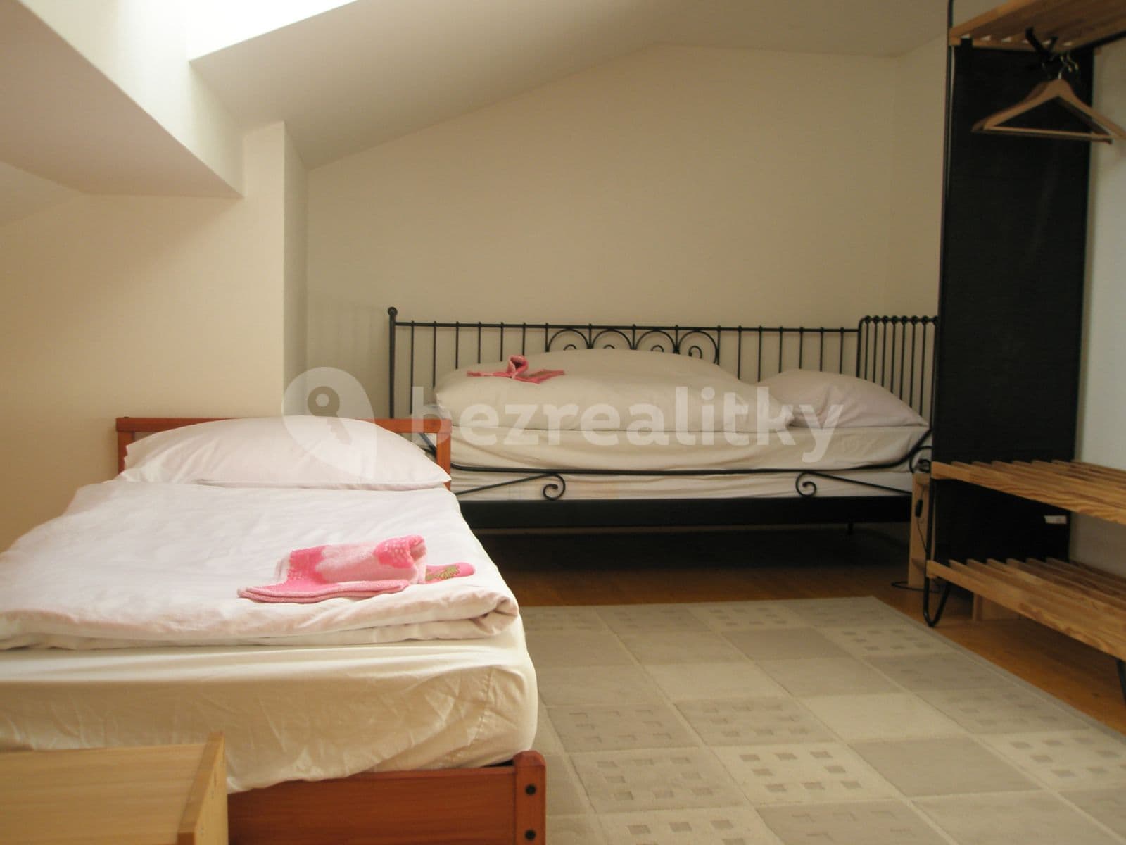 Pronájem bytu  1.500 m², Cesta Svobody, Říčany, Středočeský kraj