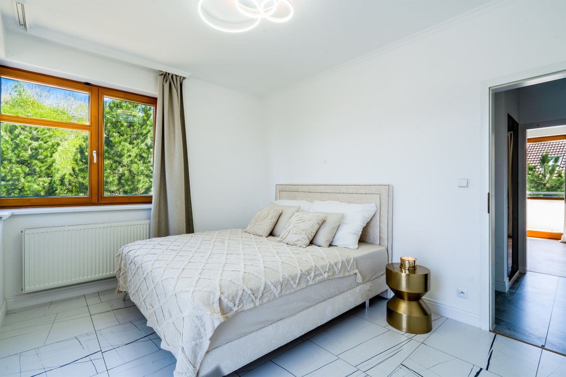 Pronájem bytu  250 m², Pod Valem II., Průhonice, Středočeský kraj