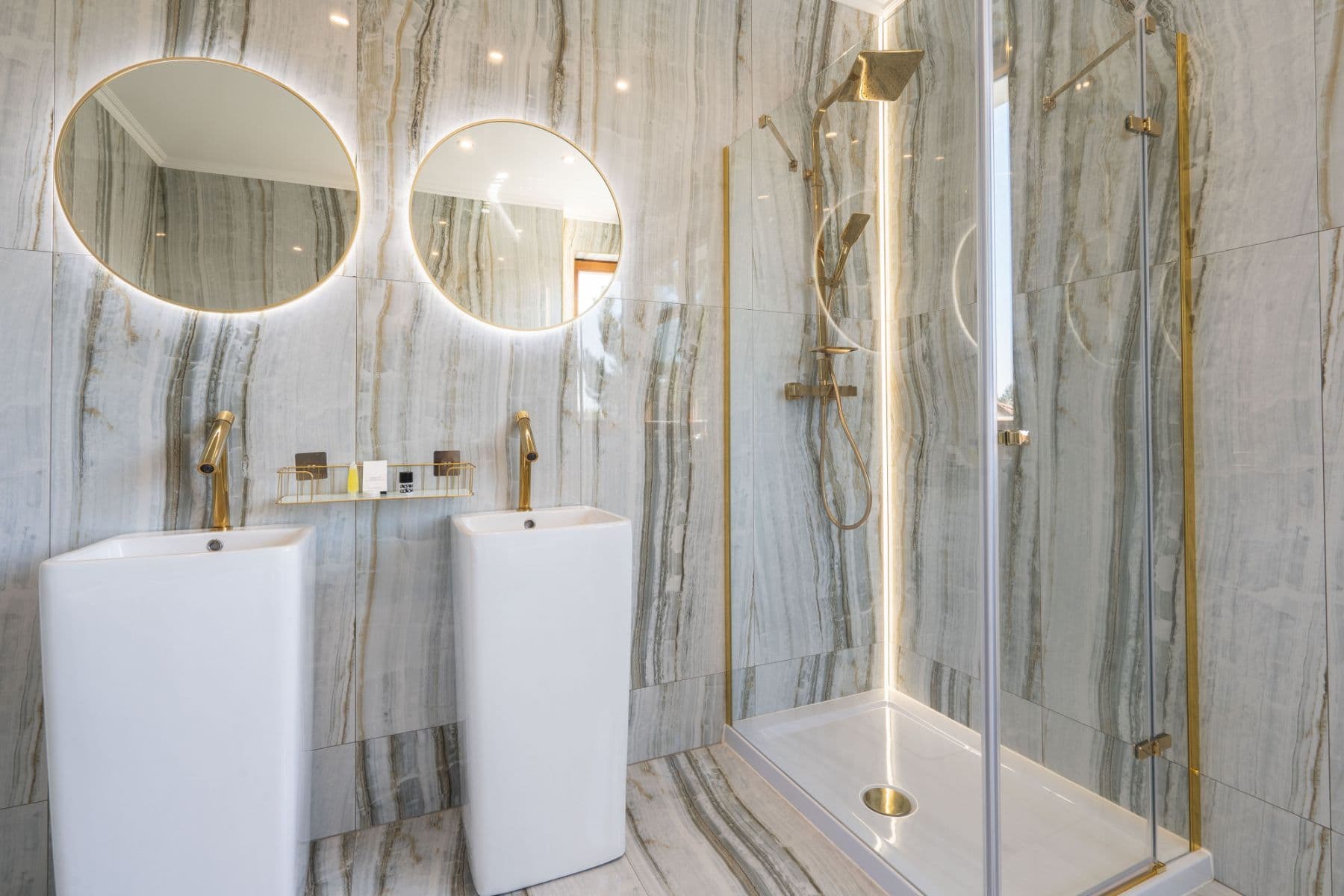 Pronájem bytu  250 m², Pod Valem II., Průhonice, Středočeský kraj