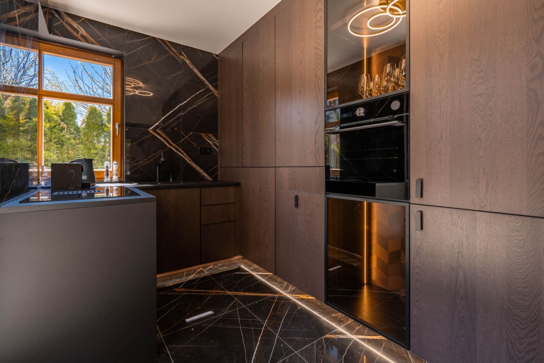 Pronájem bytu  250 m², Pod Valem II., Průhonice, Středočeský kraj