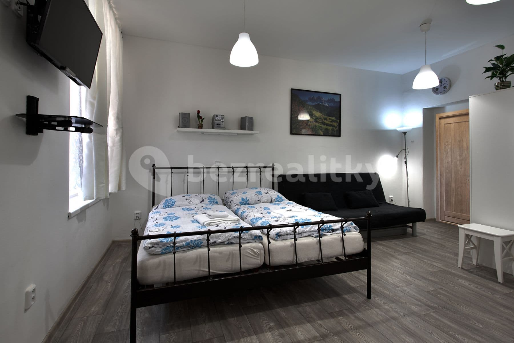 Pronájem bytu  20 m², Lesní, Mariánské Lázně, Karlovarský kraj
