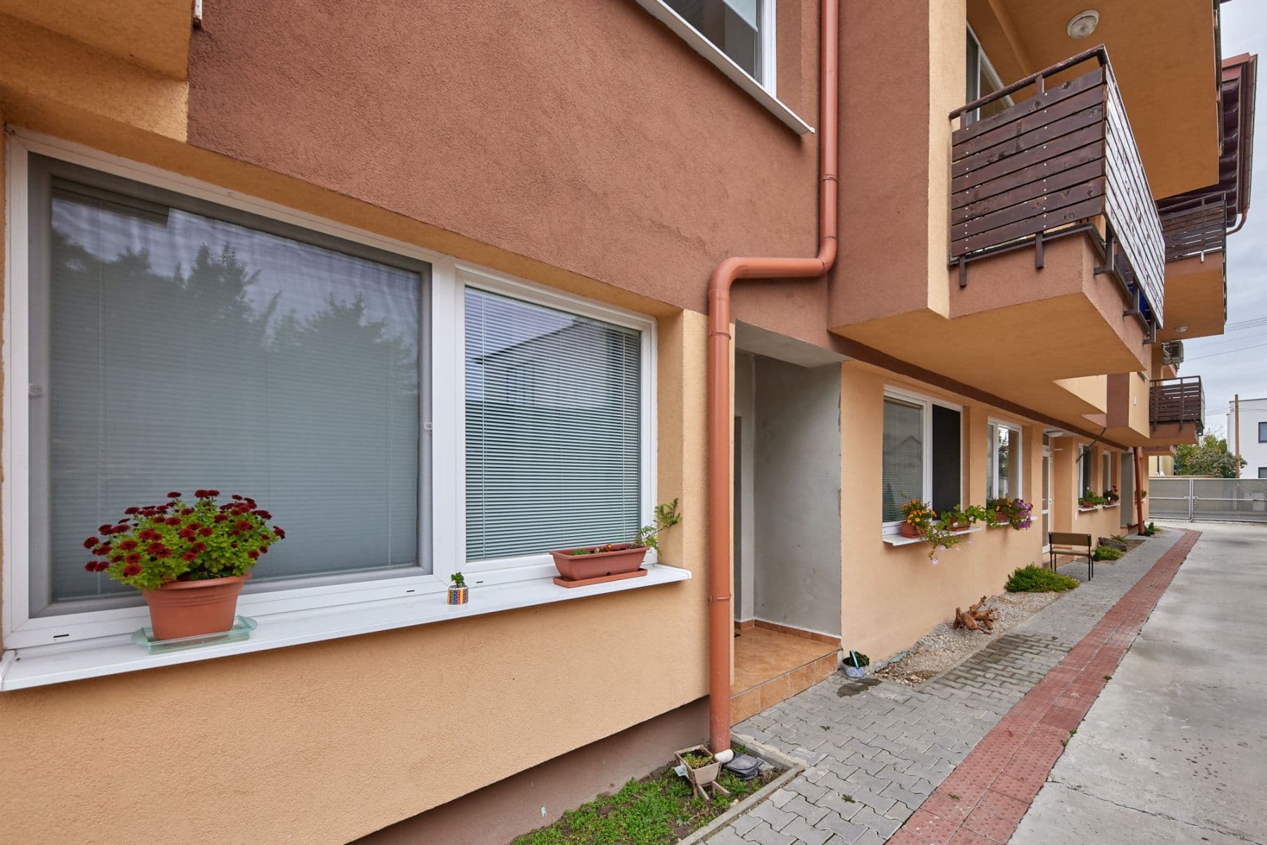 Pronájem bytu  45 m², Hradská, Vrakuňa, Bratislavský kraj