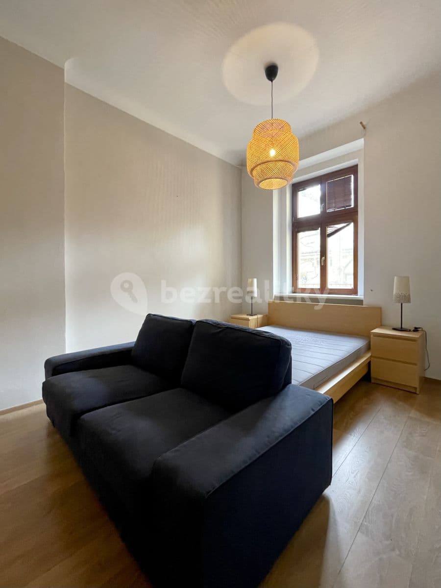 Pronájem bytu  99 m², Tomáškova, Praha, Praha