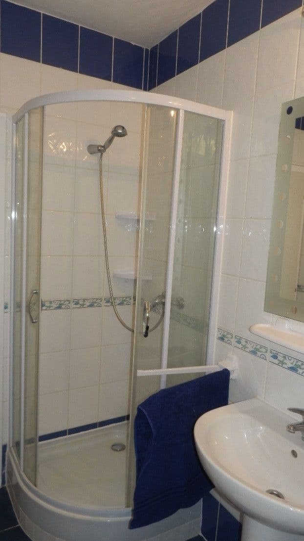 Pronájem bytu  36 m², nábřeží Závodu míru, Pardubice, Pardubický kraj