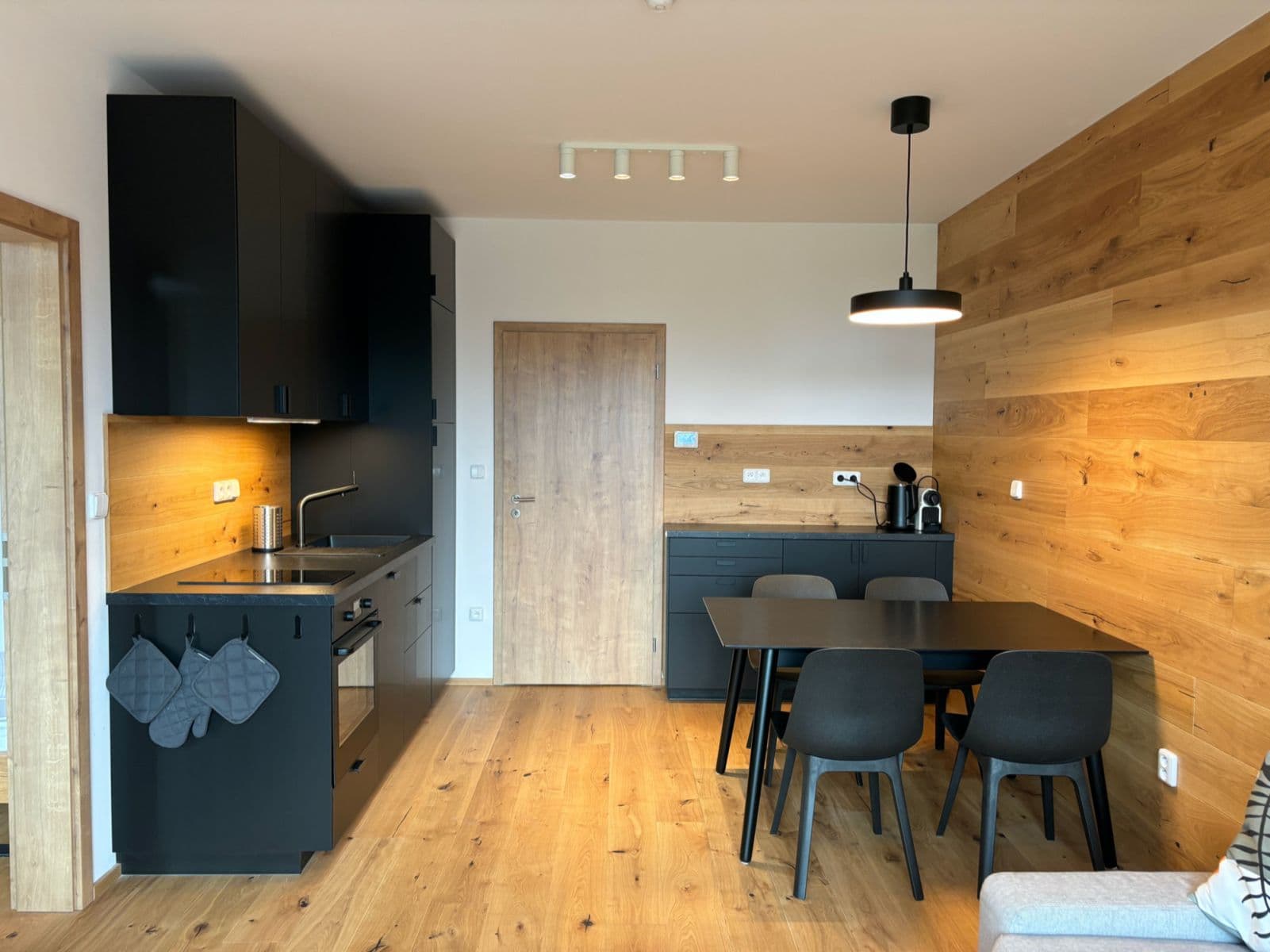 Pronájem bytu  54 m², Benecko, Benecko, Liberecký kraj
