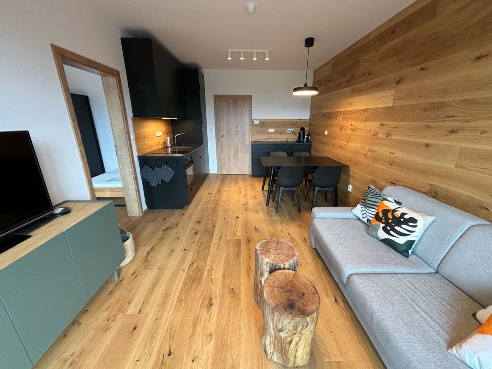 Pronájem bytu  54 m², Benecko, Benecko, Liberecký kraj