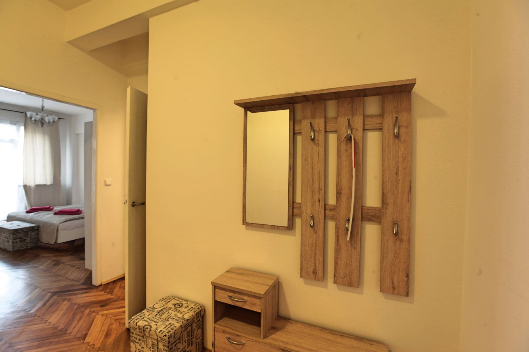 Pronájem bytu  63 m², Krakovská, Praha, Praha