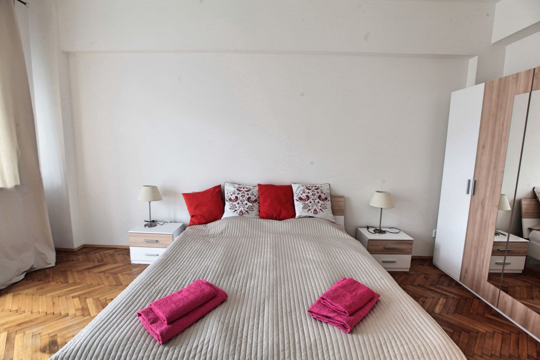 Pronájem bytu  63 m², Krakovská, Praha, Praha