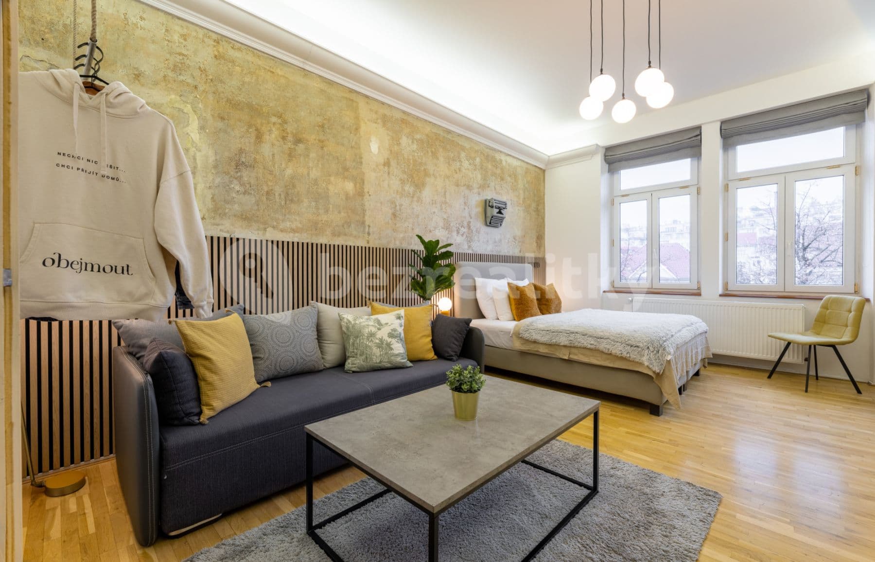 Pronájem bytu  160 m², Ruská, Praha, Praha