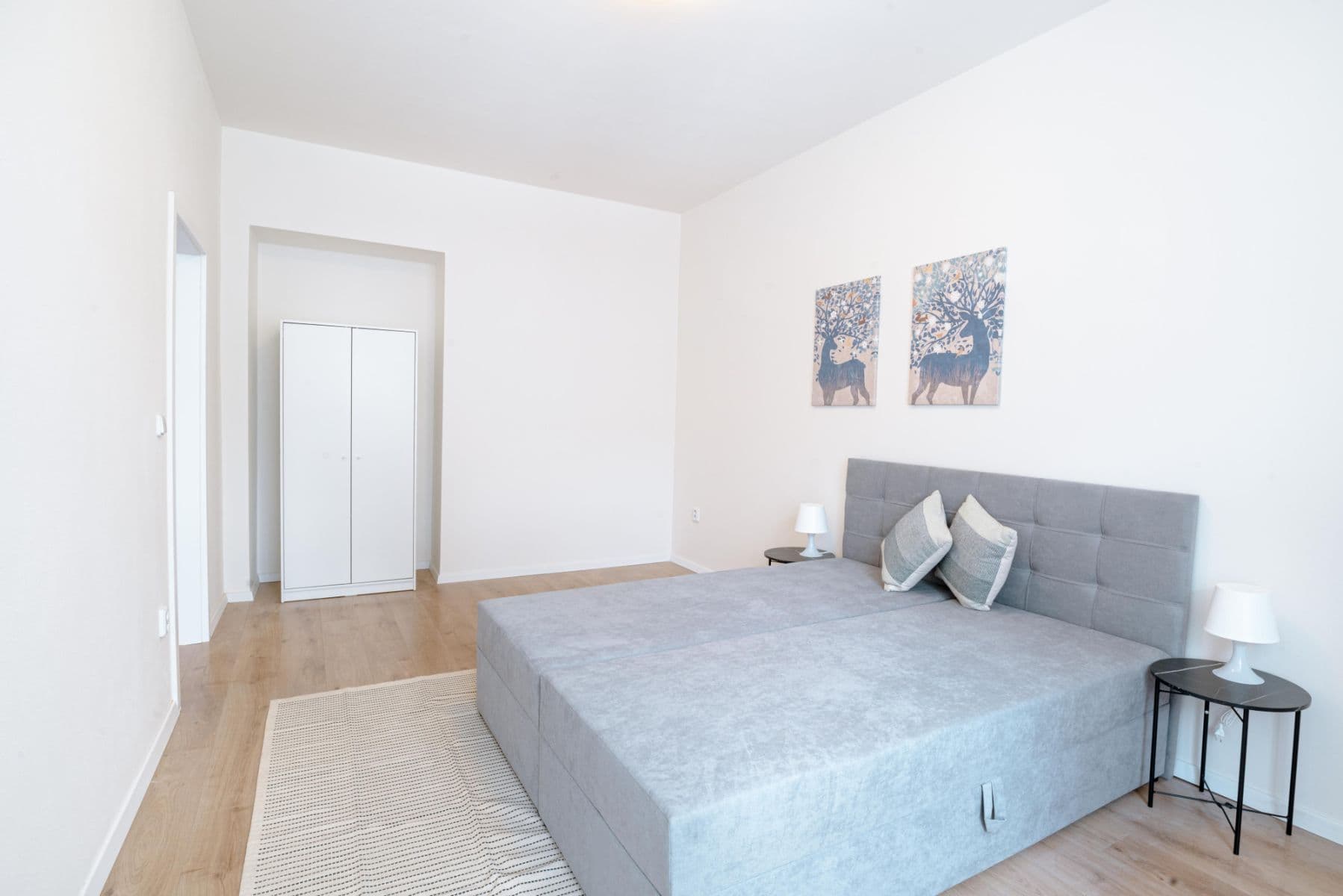 Pronájem bytu  85 m², Košická, Praha, Praha
