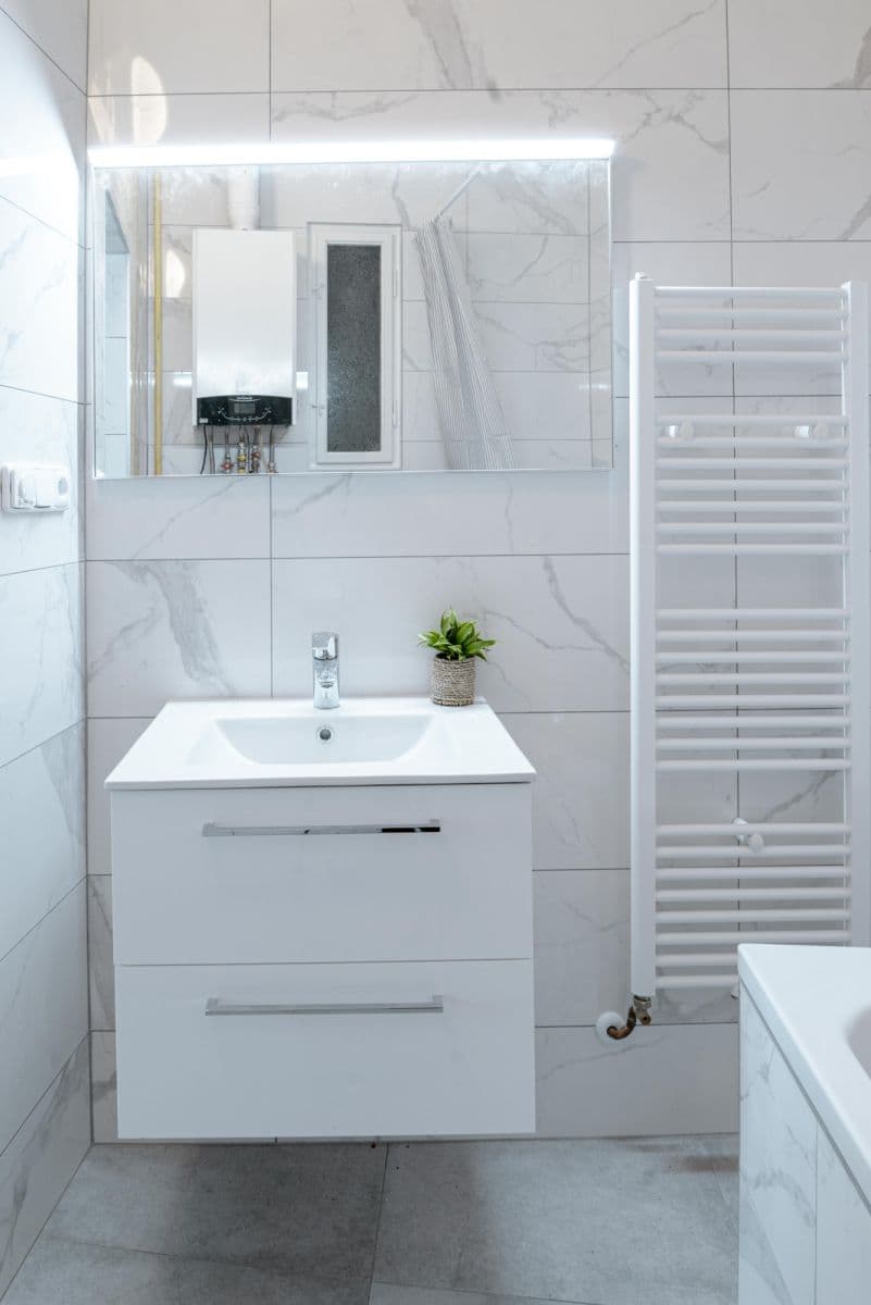 Pronájem bytu  85 m², Košická, Praha, Praha