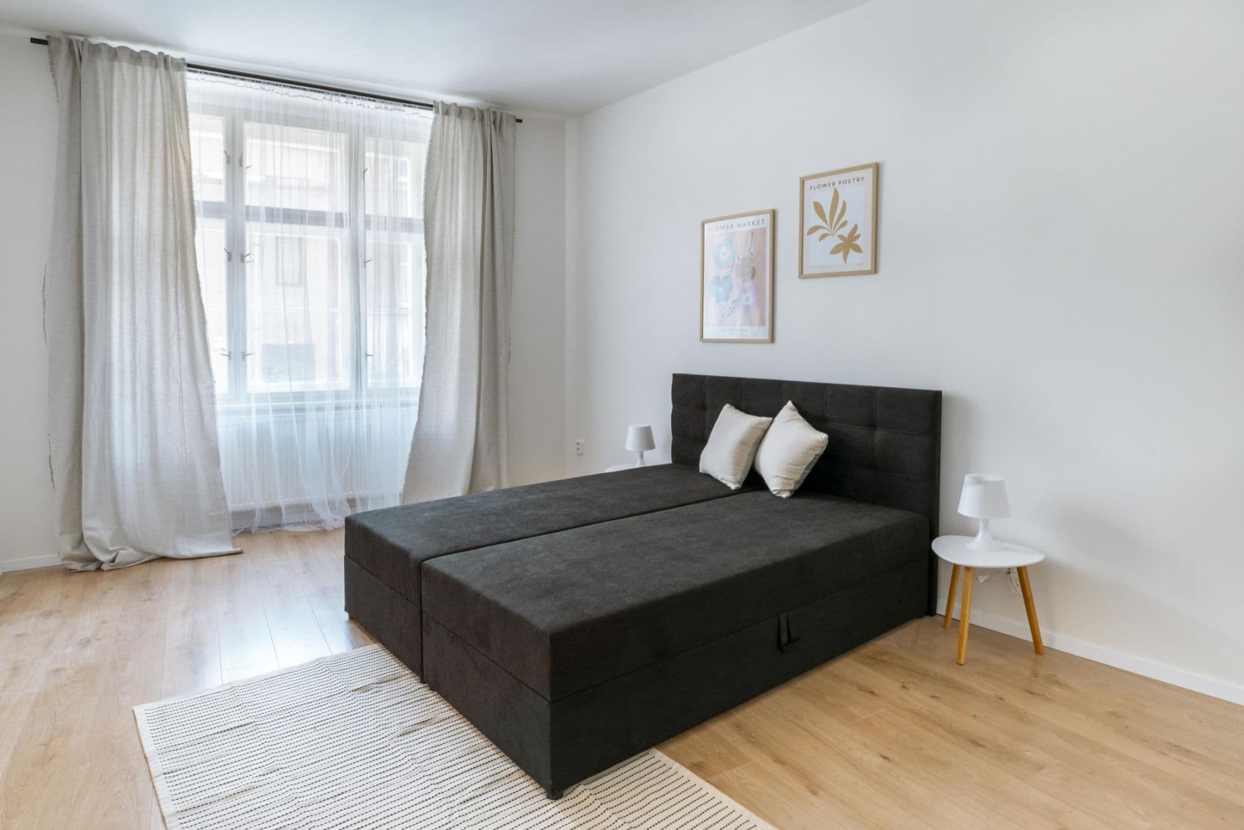 Pronájem bytu  85 m², Košická, Praha, Praha