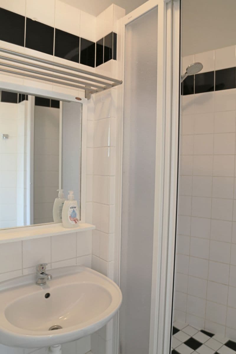 Pronájem bytu  75 m², Na Zbořenci, Praha, Praha