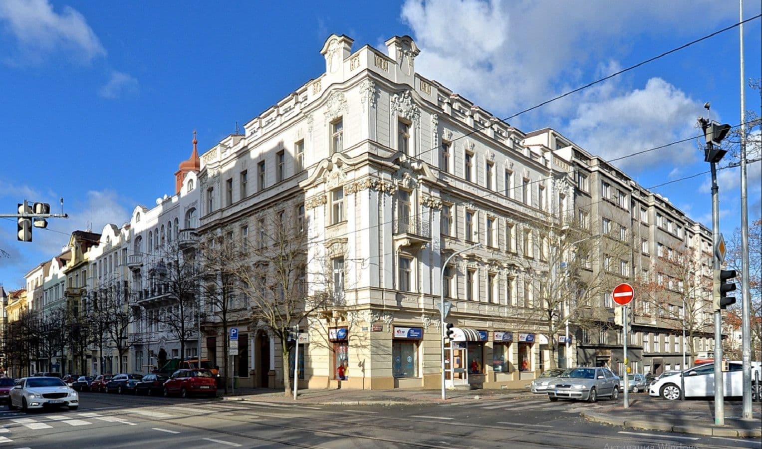 Pronájem bytu  42 m², Korunní, Praha, Praha