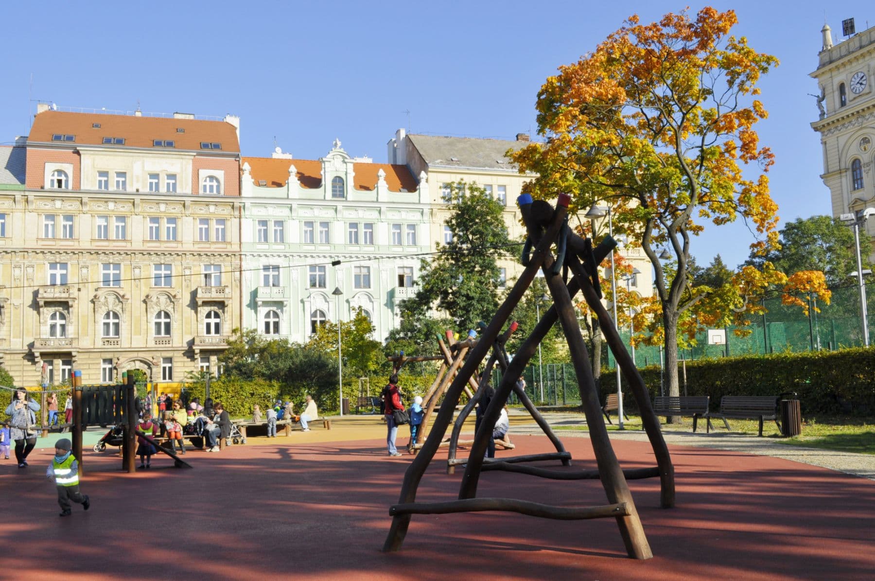 Pronájem bytu  42 m², Korunní, Praha, Praha