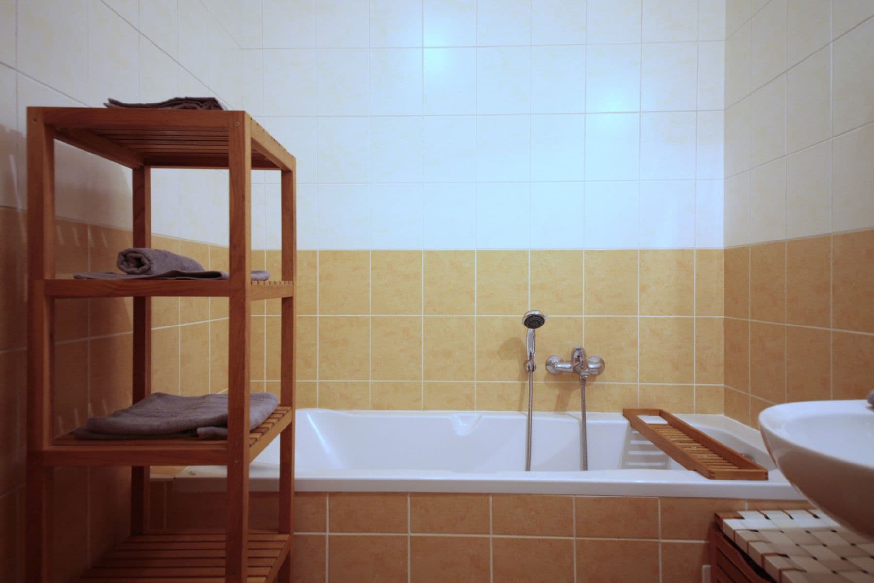Pronájem bytu  30 m², Jemnická, Praha, Praha