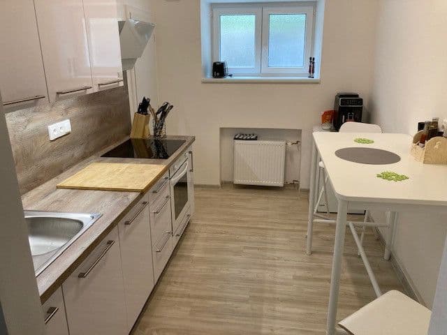 Pronájem bytu  74 m², Kladivova, Brno, Jihomoravský kraj