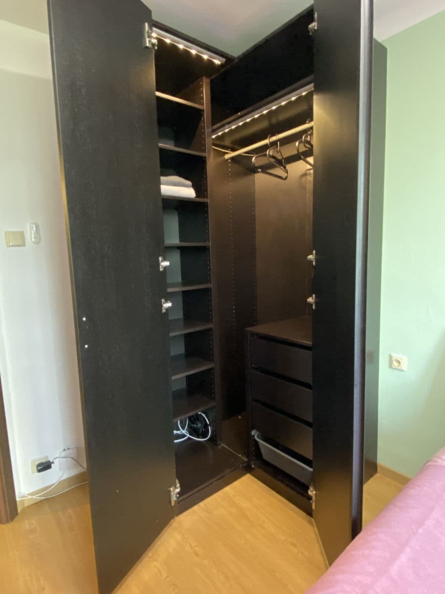 Pronájem bytu  52 m², Hrusická, Praha, Praha