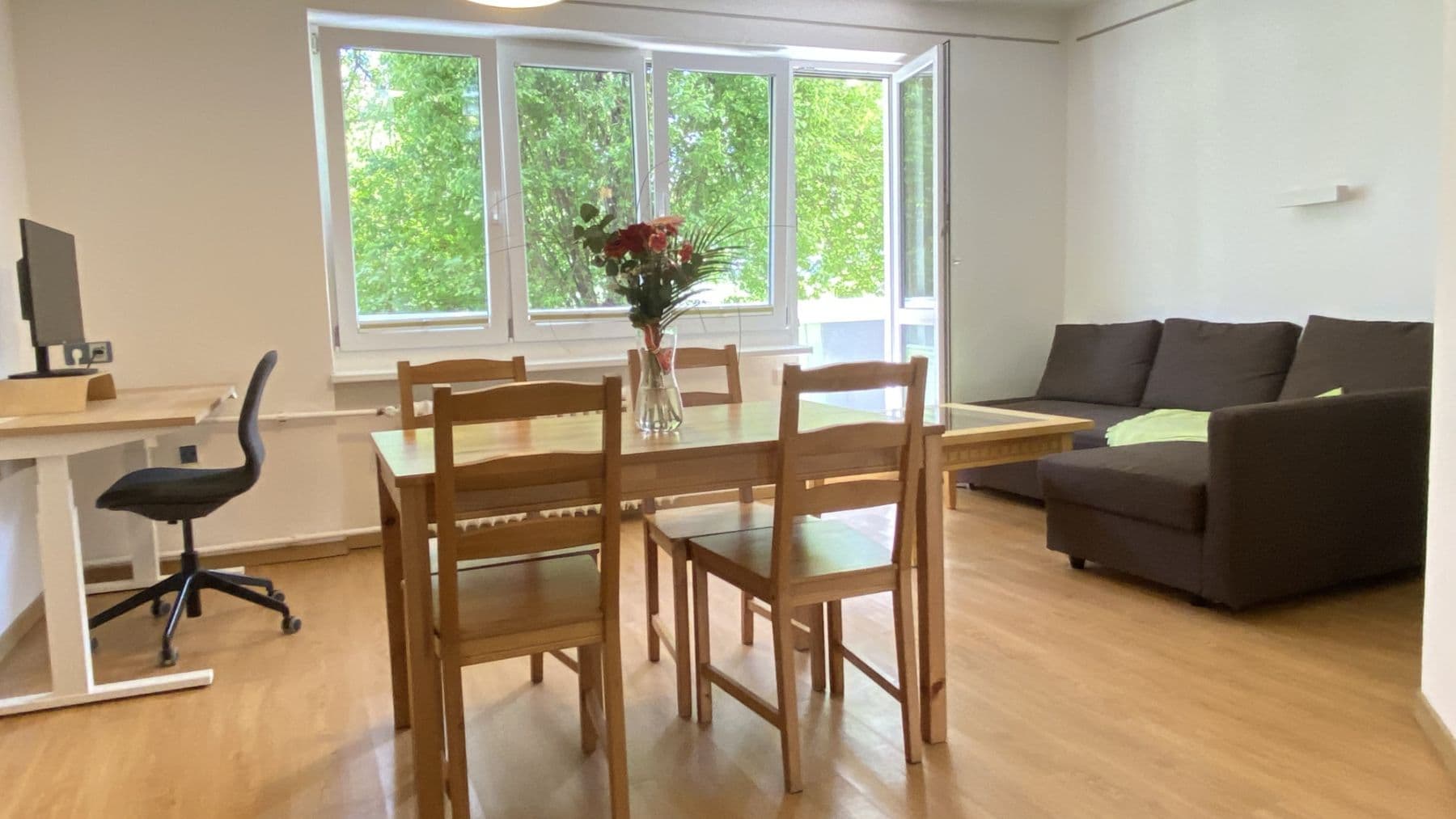 Pronájem bytu  52 m², Hrusická, Praha, Praha