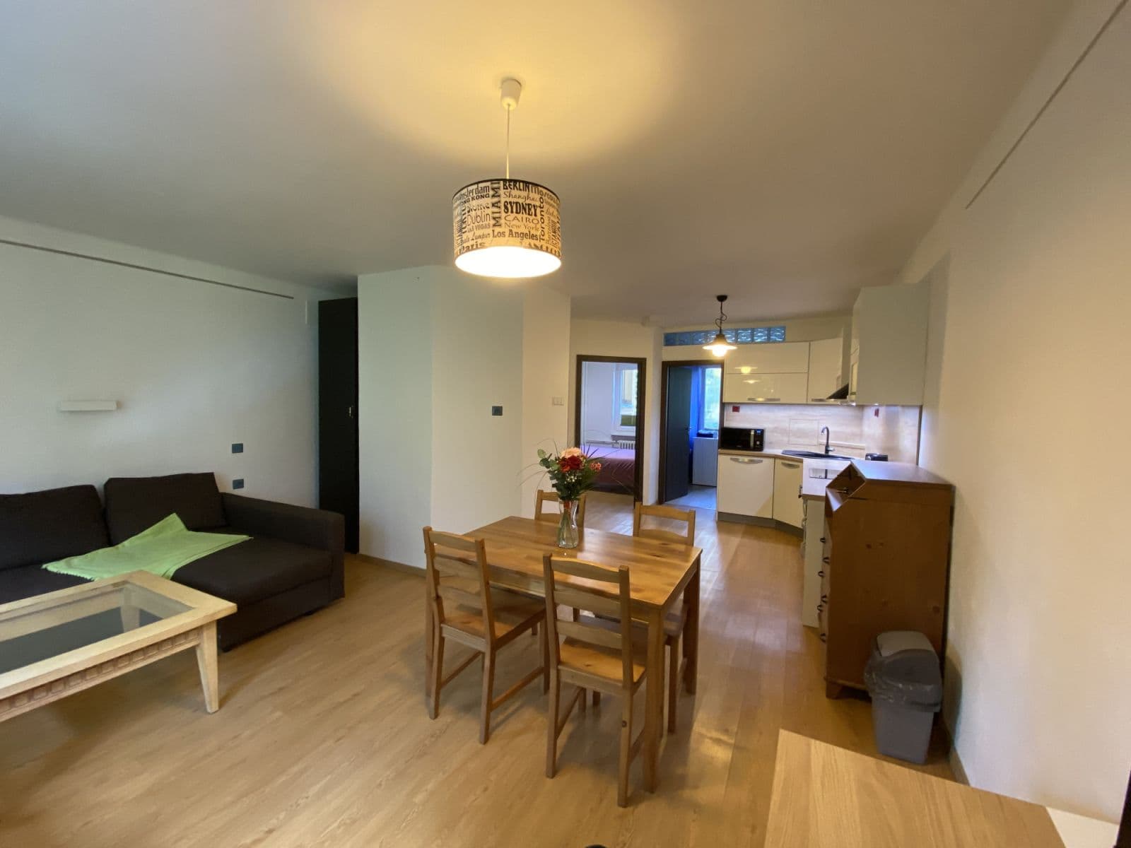 Pronájem bytu  52 m², Hrusická, Praha, Praha