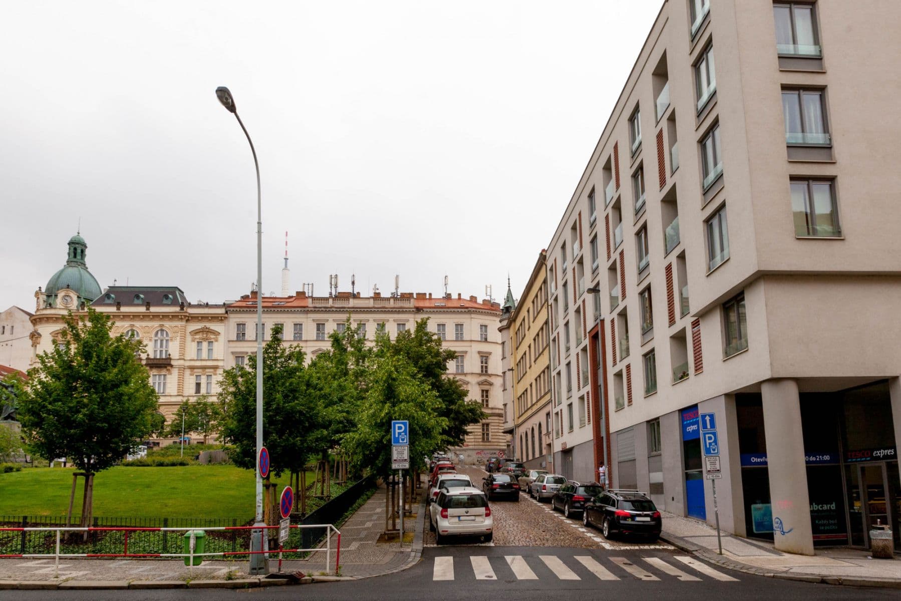 Pronájem bytu  38 m², Havlíčkovo náměstí, Praha, Praha