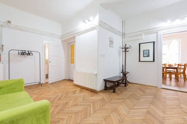 Pronájem bytu  113 m², Čáslavská, Praha, Praha