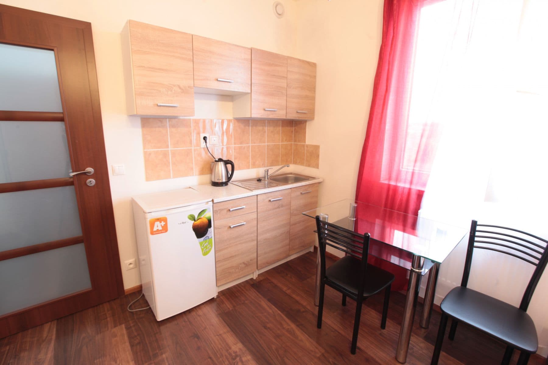 Pronájem bytu  25 m², Freyova, Praha, Praha