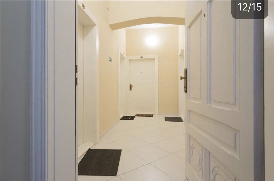 Pronájem bytu  30 m², Šimáčkova, Praha, Praha