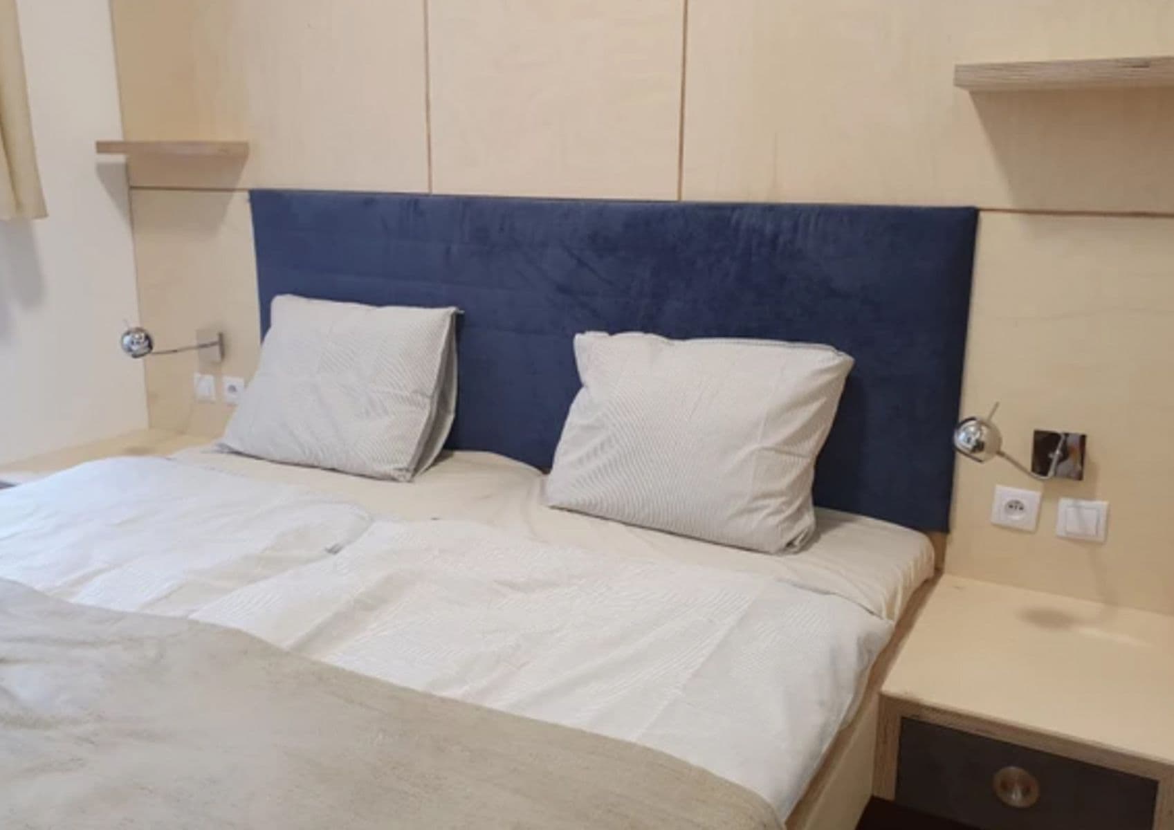 Pronájem bytu  35 m², Tyršova, Praha, Praha