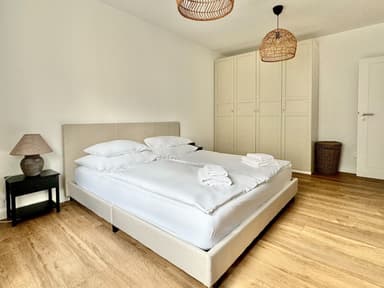 Pronájem bytu  52 m², Vinohradská, Praha, Praha