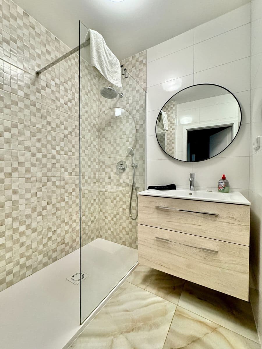 Pronájem bytu  52 m², Vinohradská, Praha, Praha