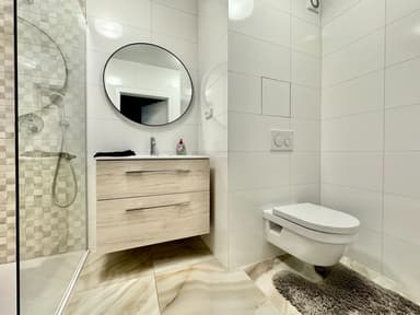 Pronájem bytu  52 m², Vinohradská, Praha, Praha